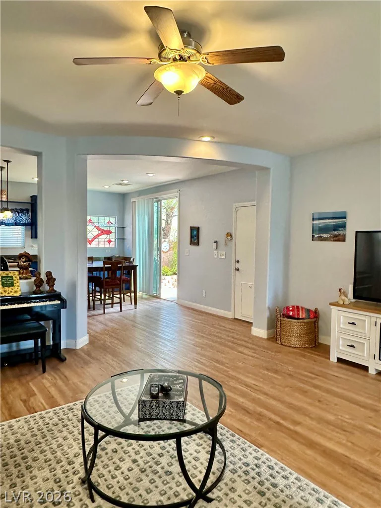 90 Branch Field, Las Vegas, NV 89183