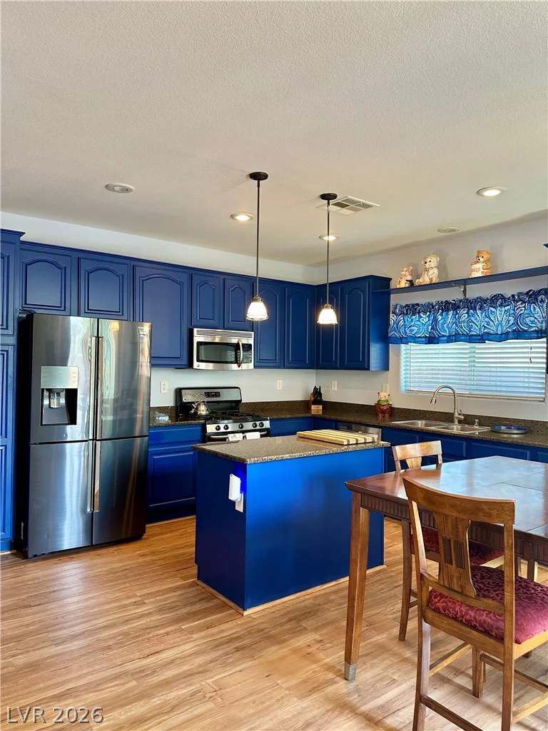 90 Branch Field, Las Vegas, NV 89183
