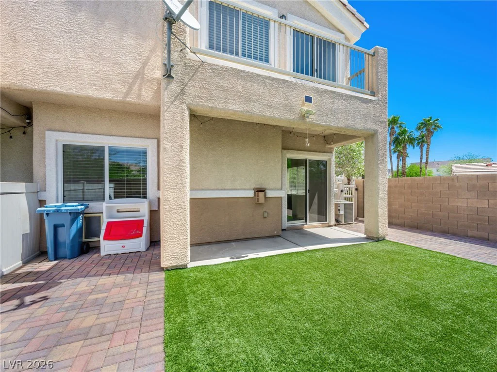 6495 Clara Bow, Las Vegas, NV 89122