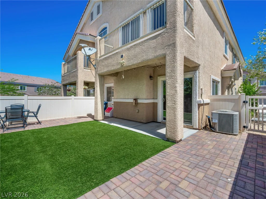 6495 Clara Bow, Las Vegas, NV 89122