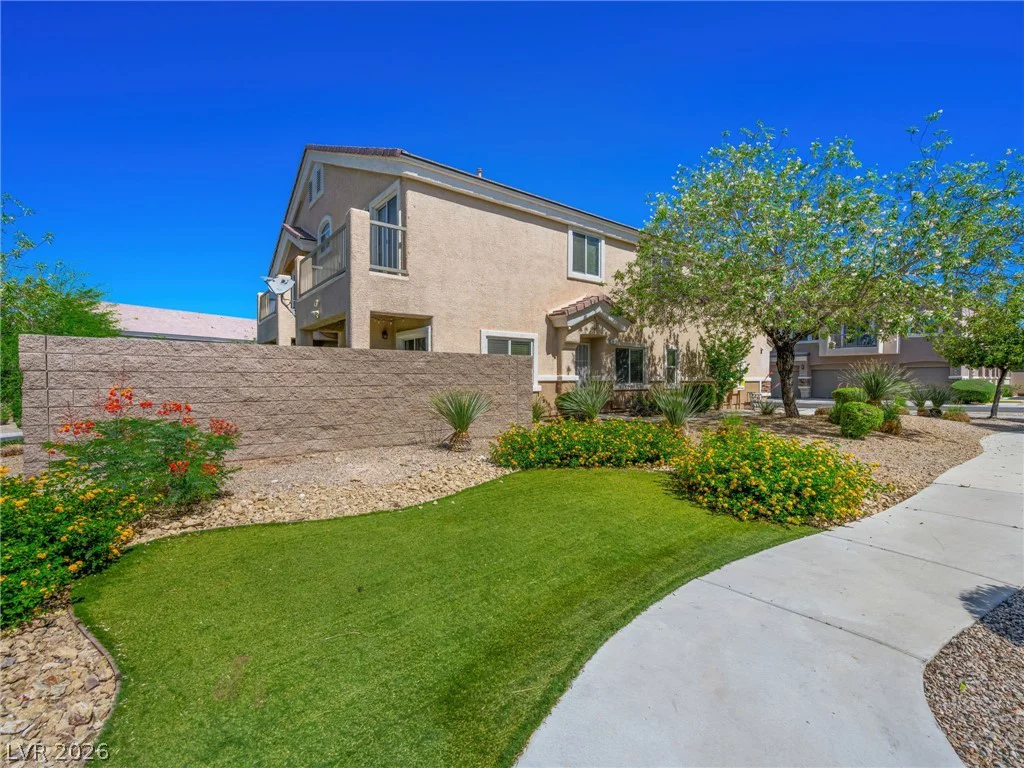 6495 Clara Bow, Las Vegas, NV 89122