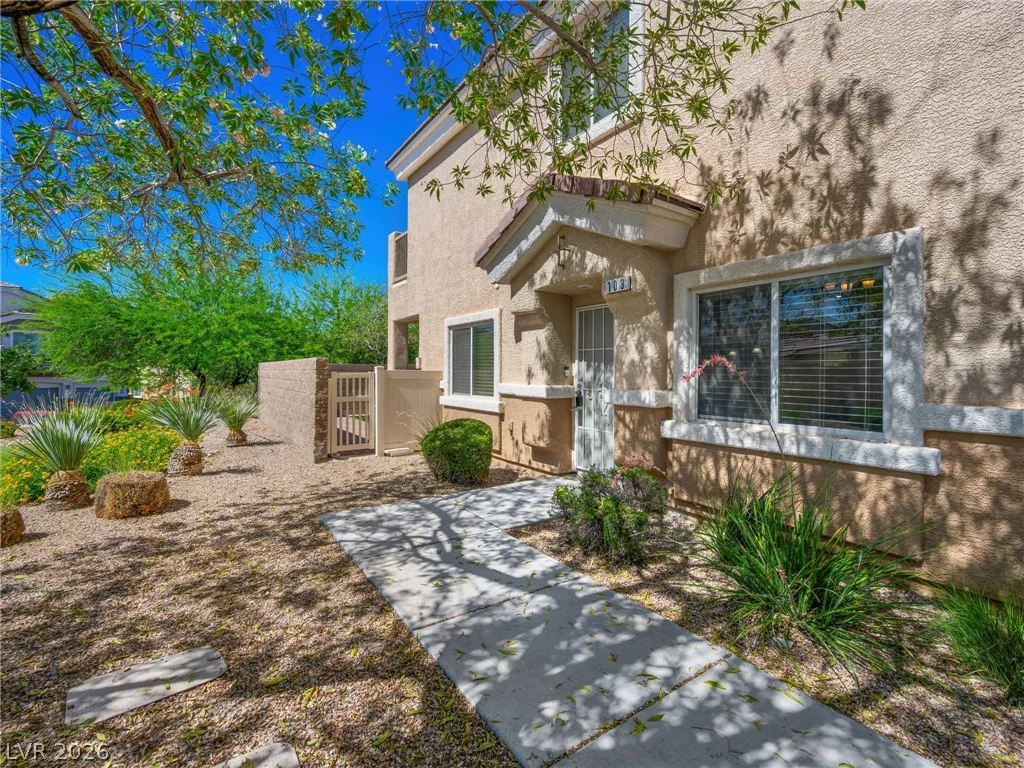 6495 Clara Bow, Las Vegas, NV 89122