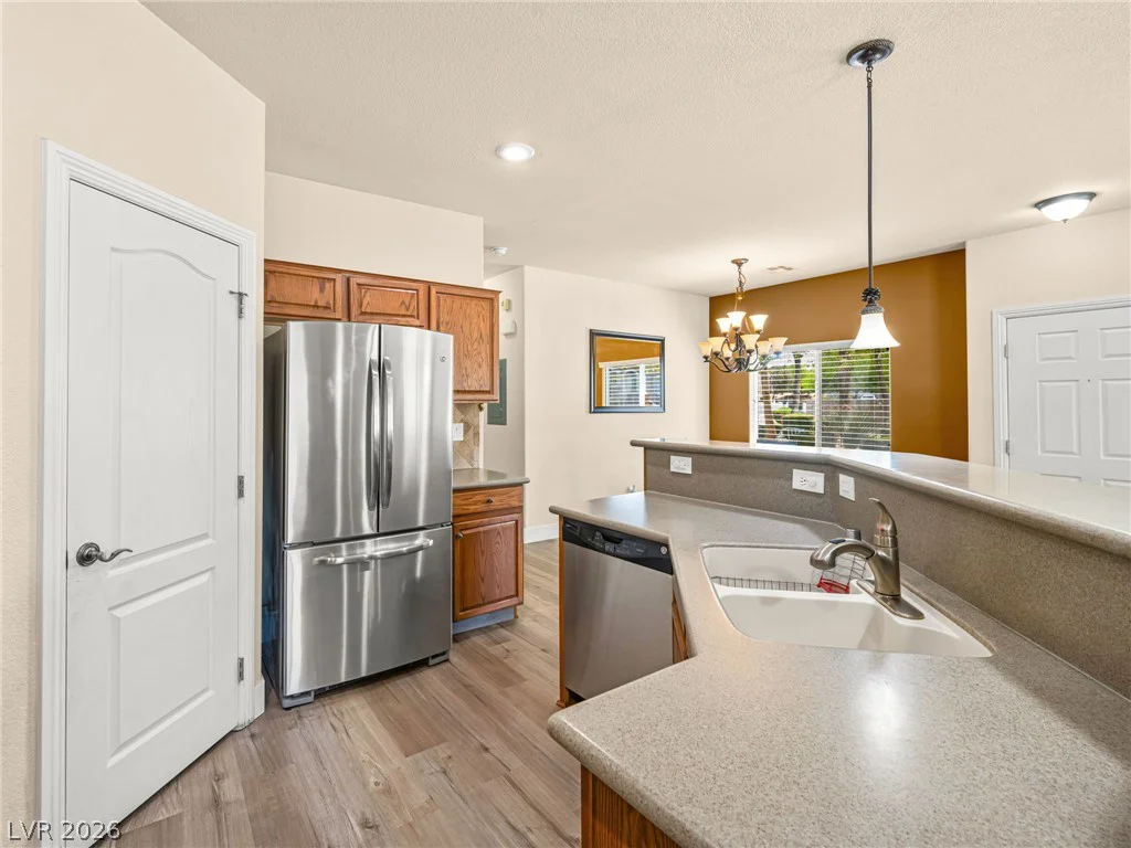 6495 Clara Bow, Las Vegas, NV 89122