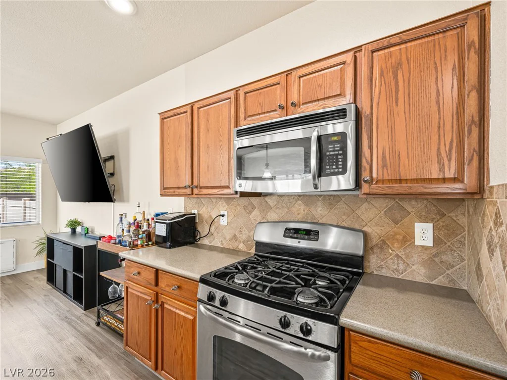 6495 Clara Bow, Las Vegas, NV 89122