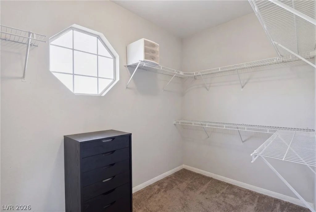 9051 Hollow Green, Las Vegas, NV 89129