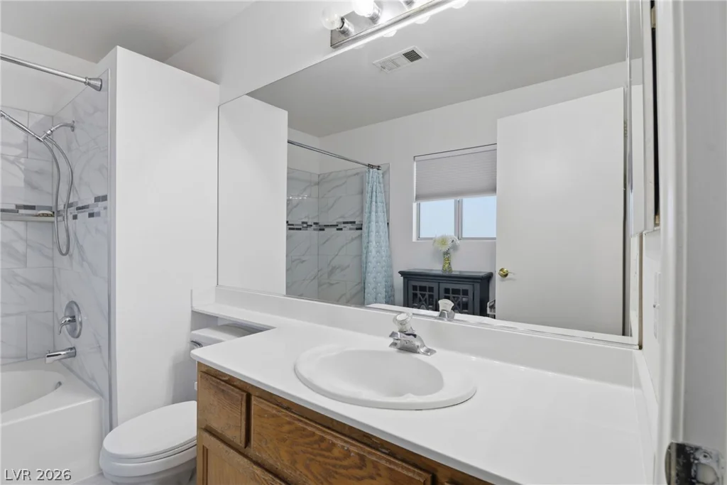 9051 Hollow Green, Las Vegas, NV 89129