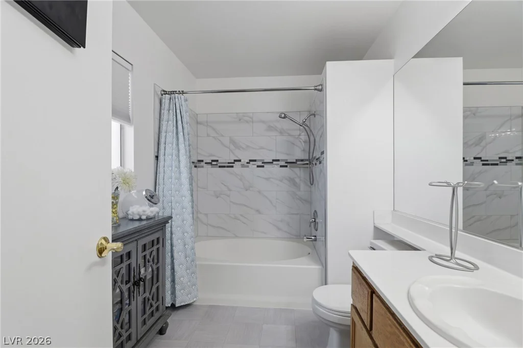 9051 Hollow Green, Las Vegas, NV 89129