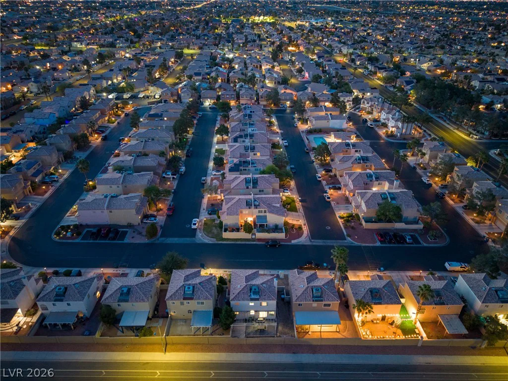 9051 Hollow Green, Las Vegas, NV 89129