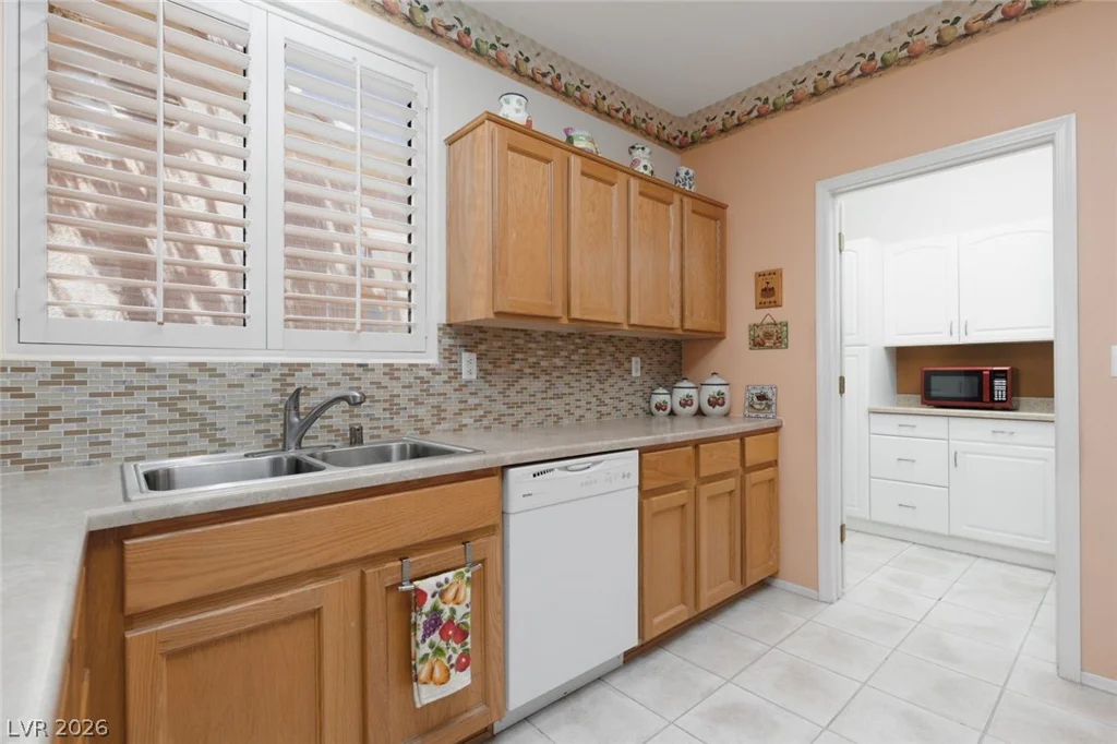 10709 Mission Lakes, Las Vegas, NV 89134