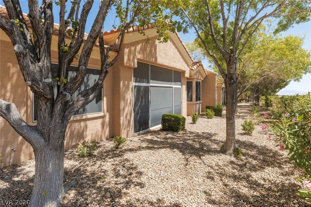 10709 Mission Lakes, Las Vegas, NV 89134