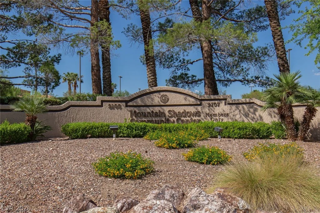 10709 Mission Lakes, Las Vegas, NV 89134
