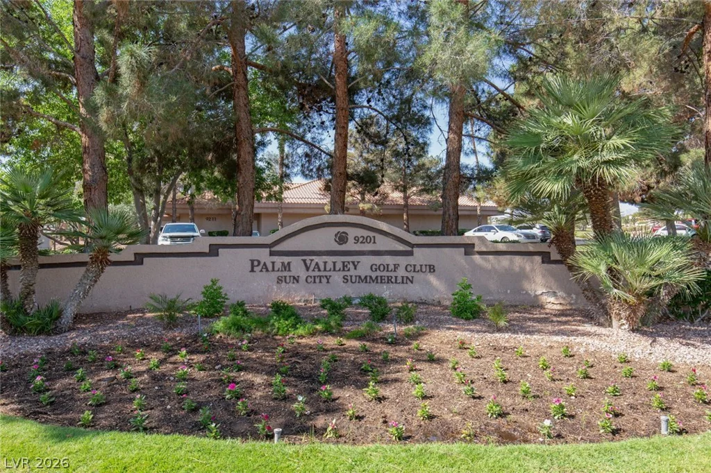 10709 Mission Lakes, Las Vegas, NV 89134