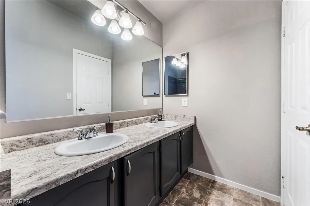6673 Pleasant Plains, Las Vegas, NV 89108