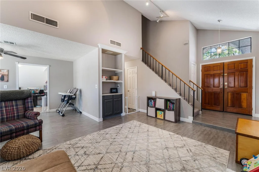 6673 Pleasant Plains, Las Vegas, NV 89108