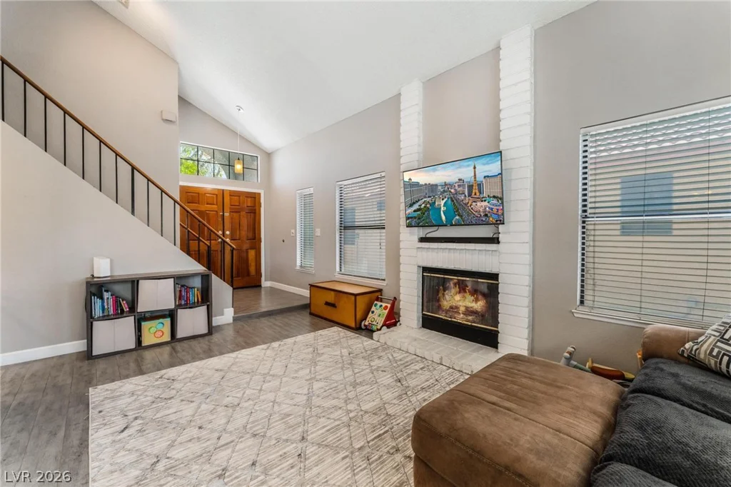 6673 Pleasant Plains, Las Vegas, NV 89108