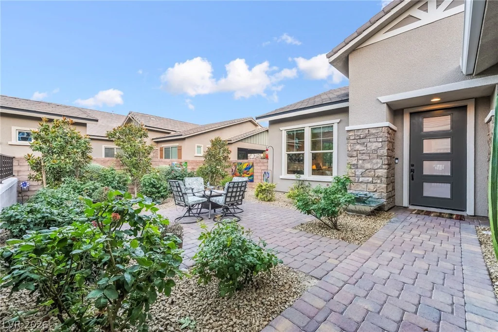 11111 Luna Blanca, Las Vegas, NV 89138