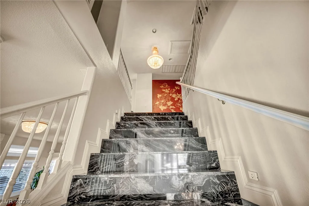 7624 Golden Lantern, Las Vegas, NV 89139