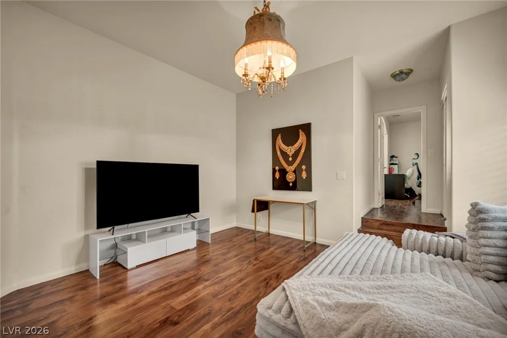 7624 Golden Lantern, Las Vegas, NV 89139