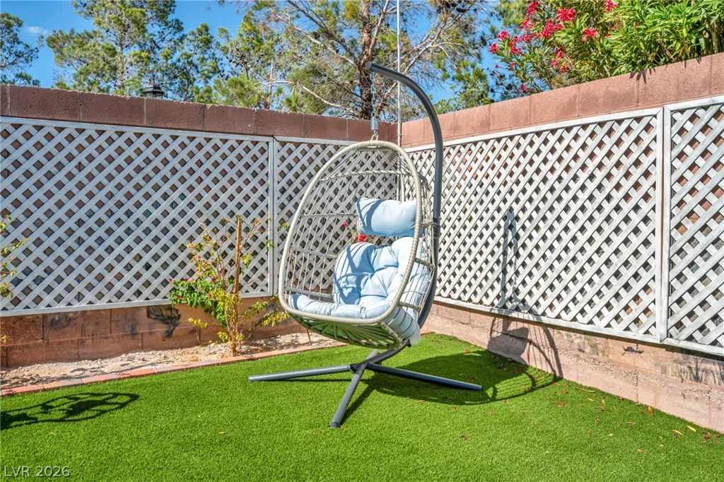 7624 Golden Lantern, Las Vegas, NV 89139