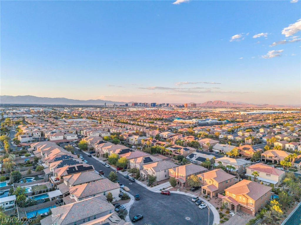 7624 Golden Lantern, Las Vegas, NV 89139