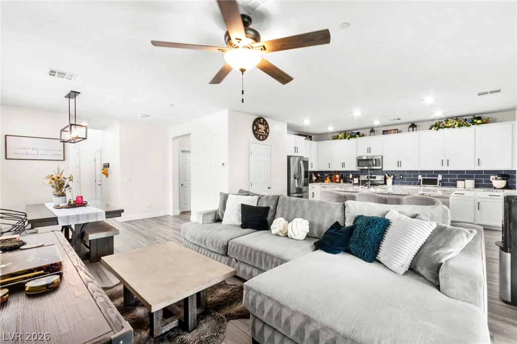 1296 Jaya Peak, Henderson, NV 89052
