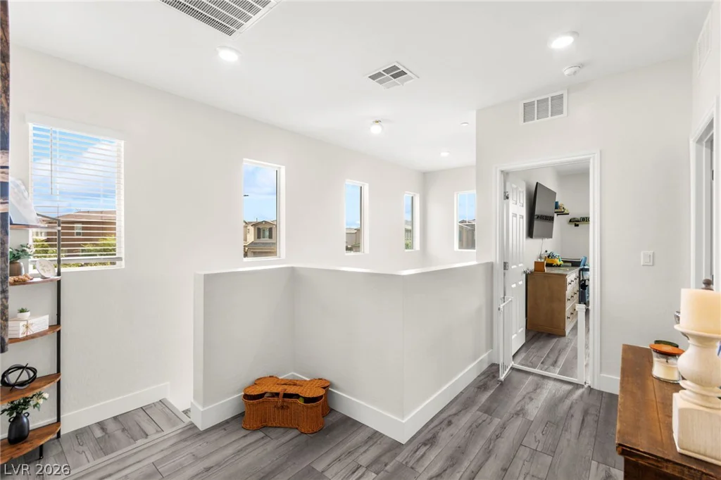 1296 Jaya Peak, Henderson, NV 89052