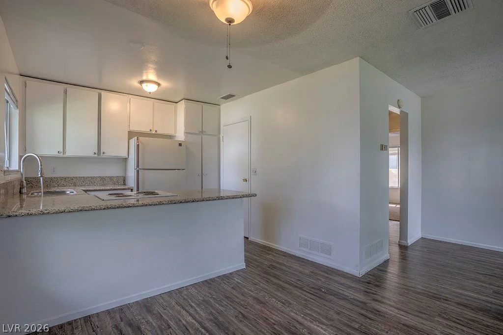 1433 Elizabeth, Las Vegas, NV 89119