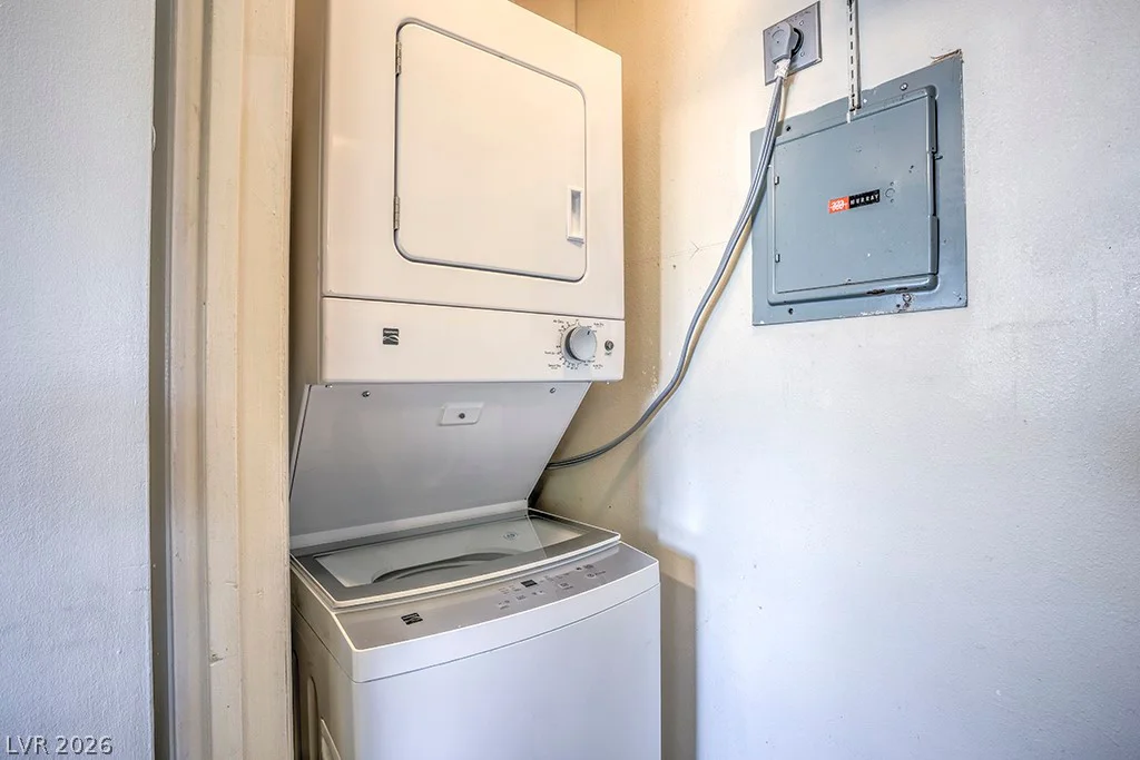 1433 Elizabeth, Las Vegas, NV 89119