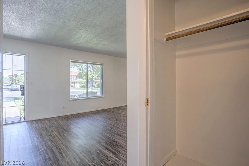 1433 Elizabeth, Las Vegas, NV 89119