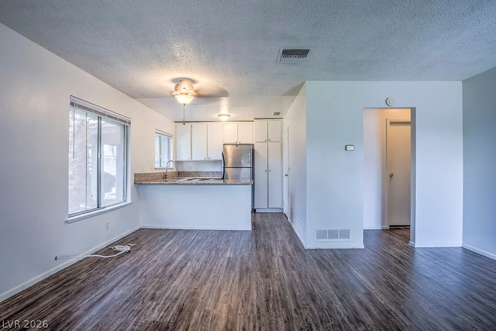 1433 Elizabeth, Las Vegas, NV 89119