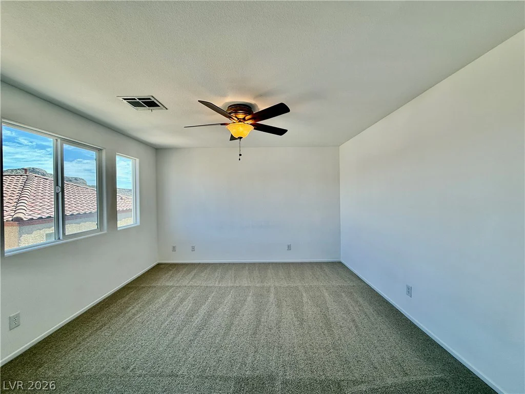 10528 Groton, Las Vegas, NV 89129