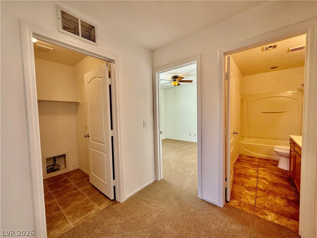 10528 Groton, Las Vegas, NV 89129