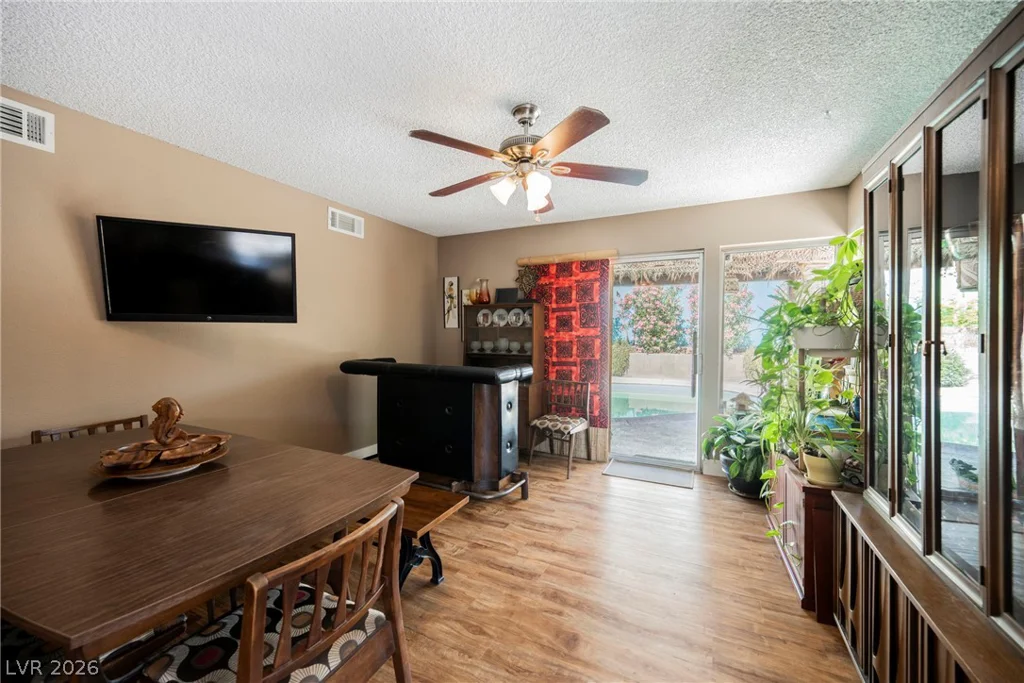 3033 Peridot, Las Vegas, NV 89121