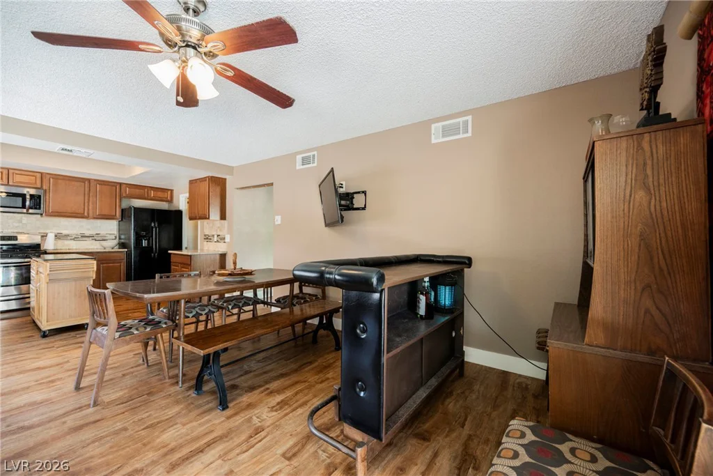 3033 Peridot, Las Vegas, NV 89121