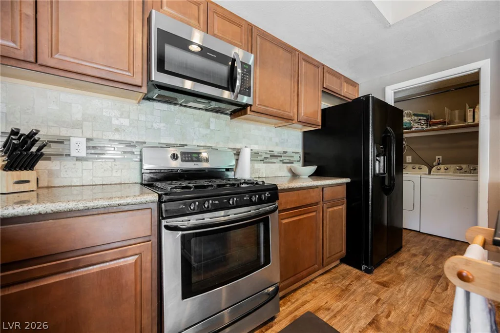 3033 Peridot, Las Vegas, NV 89121