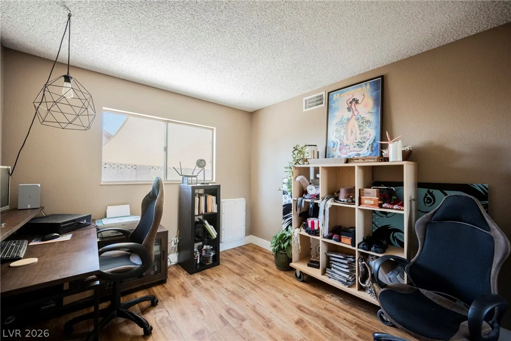 3033 Peridot, Las Vegas, NV 89121