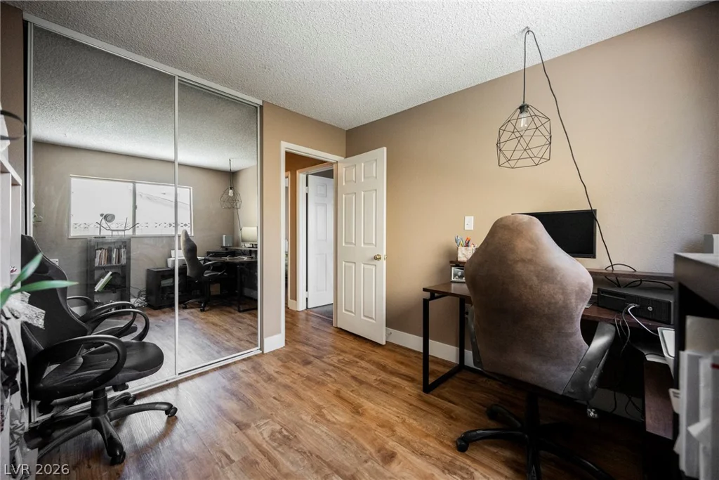 3033 Peridot, Las Vegas, NV 89121