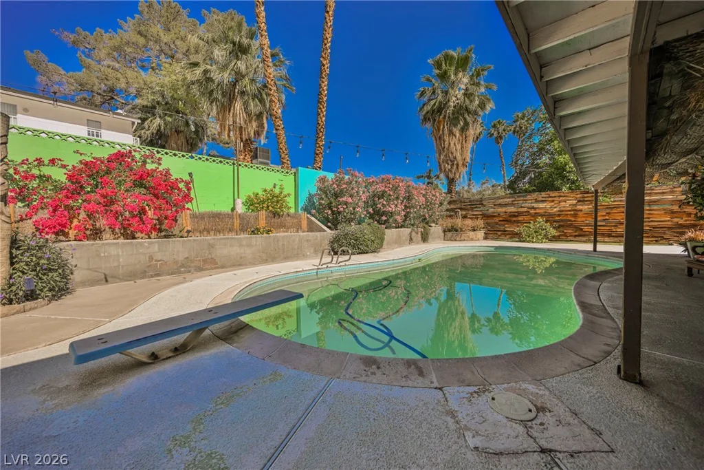 3033 Peridot, Las Vegas, NV 89121