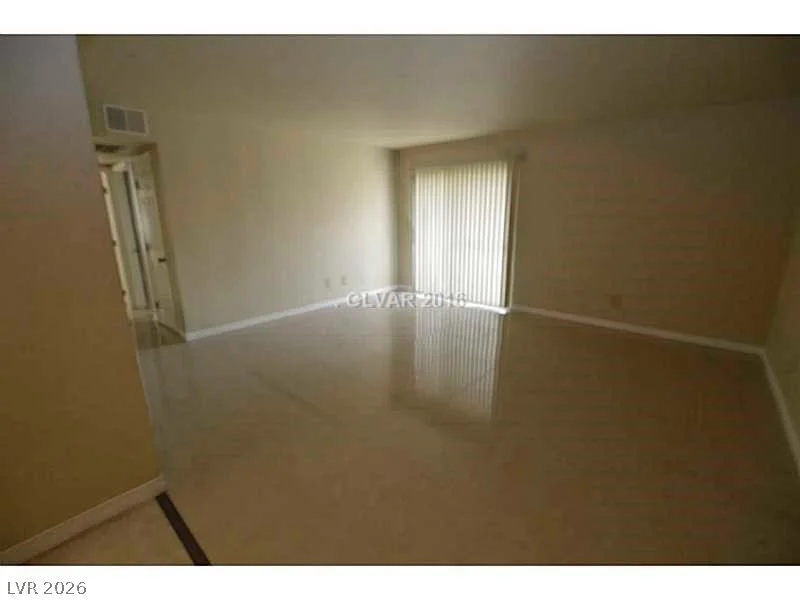 5229 Indian River, Las Vegas, NV 89103