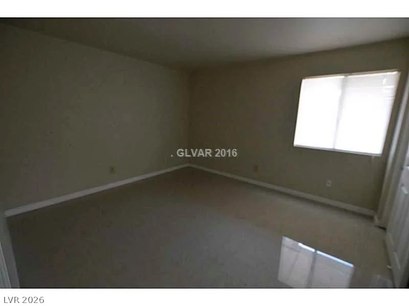 5229 Indian River, Las Vegas, NV 89103