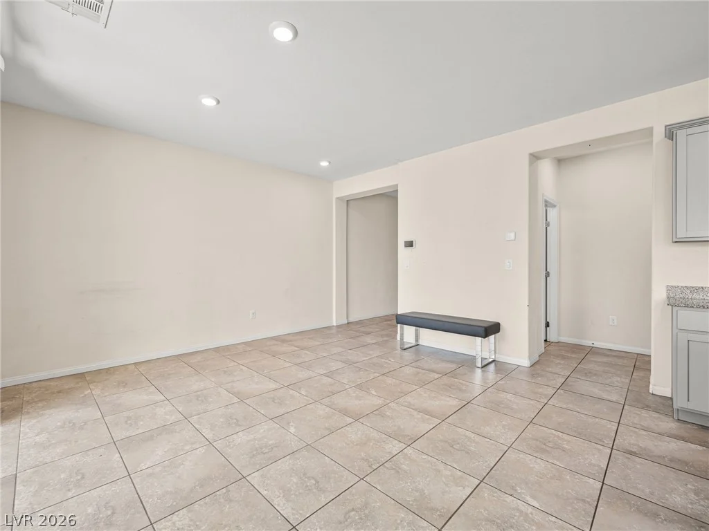 7246 Dazzle Point, North Las Vegas, NV 89084