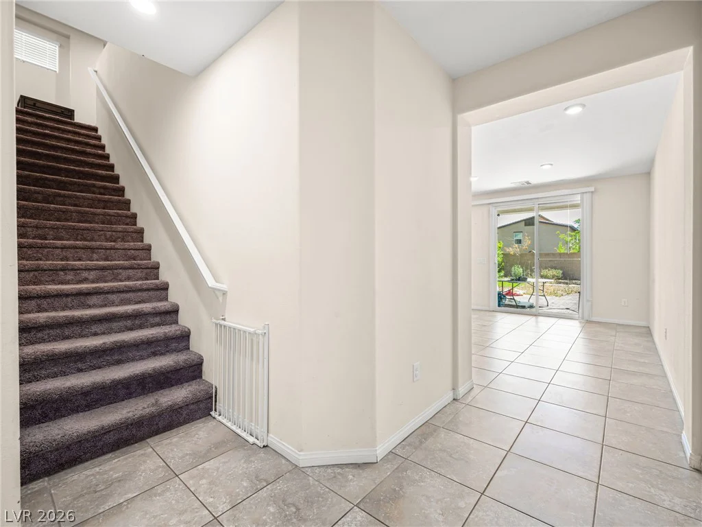 7246 Dazzle Point, North Las Vegas, NV 89084