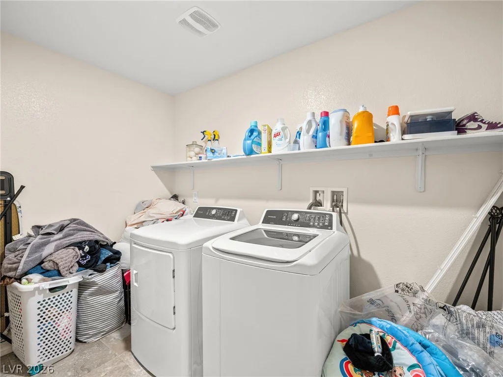 7246 Dazzle Point, North Las Vegas, NV 89084