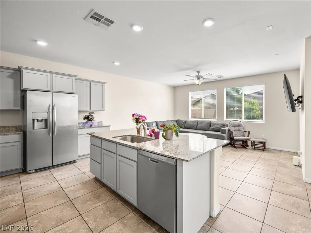 7246 Dazzle Point, North Las Vegas, NV 89084