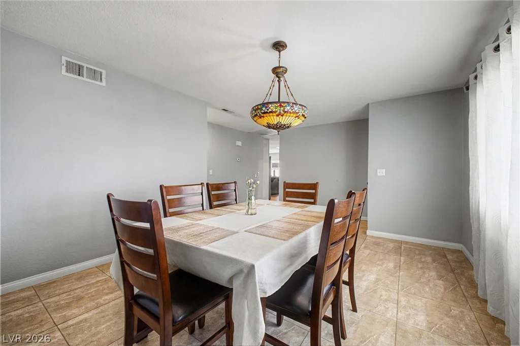 7310 Pleasant View, Las Vegas, NV 89147