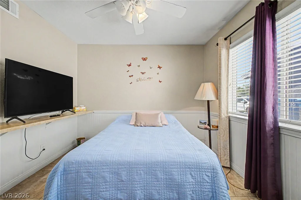 7310 Pleasant View, Las Vegas, NV 89147