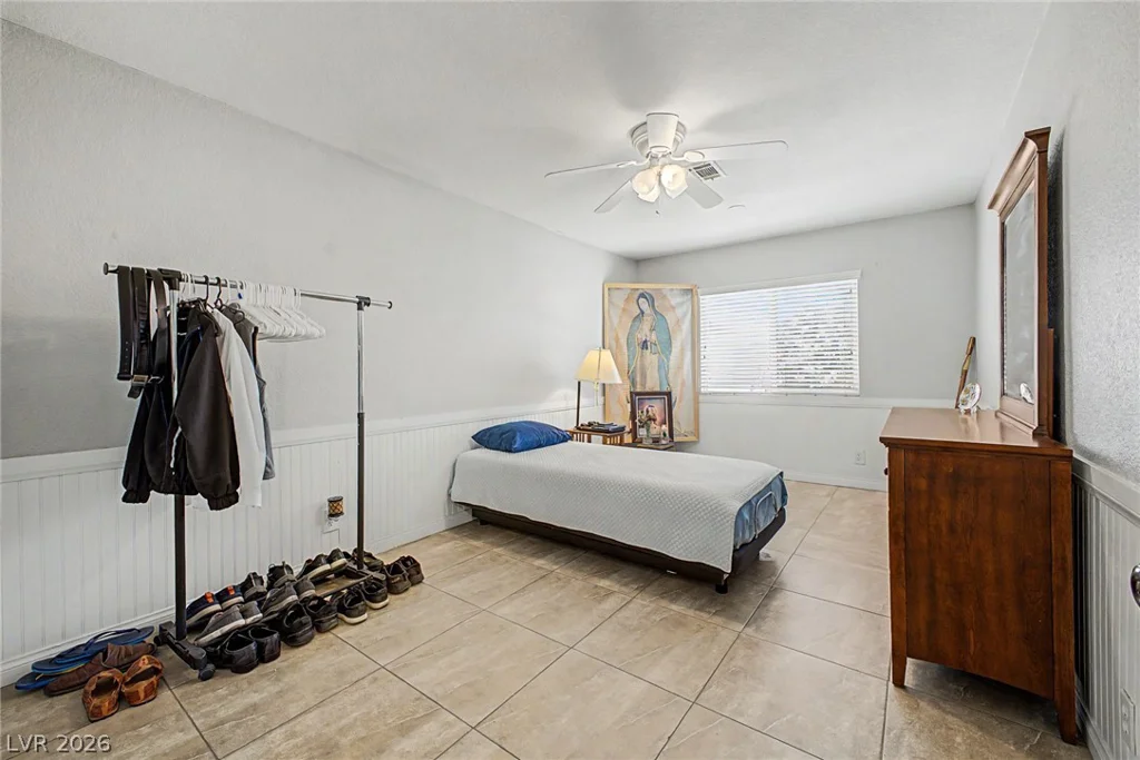 7310 Pleasant View, Las Vegas, NV 89147