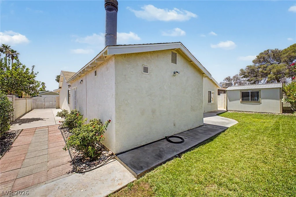 7310 Pleasant View, Las Vegas, NV 89147