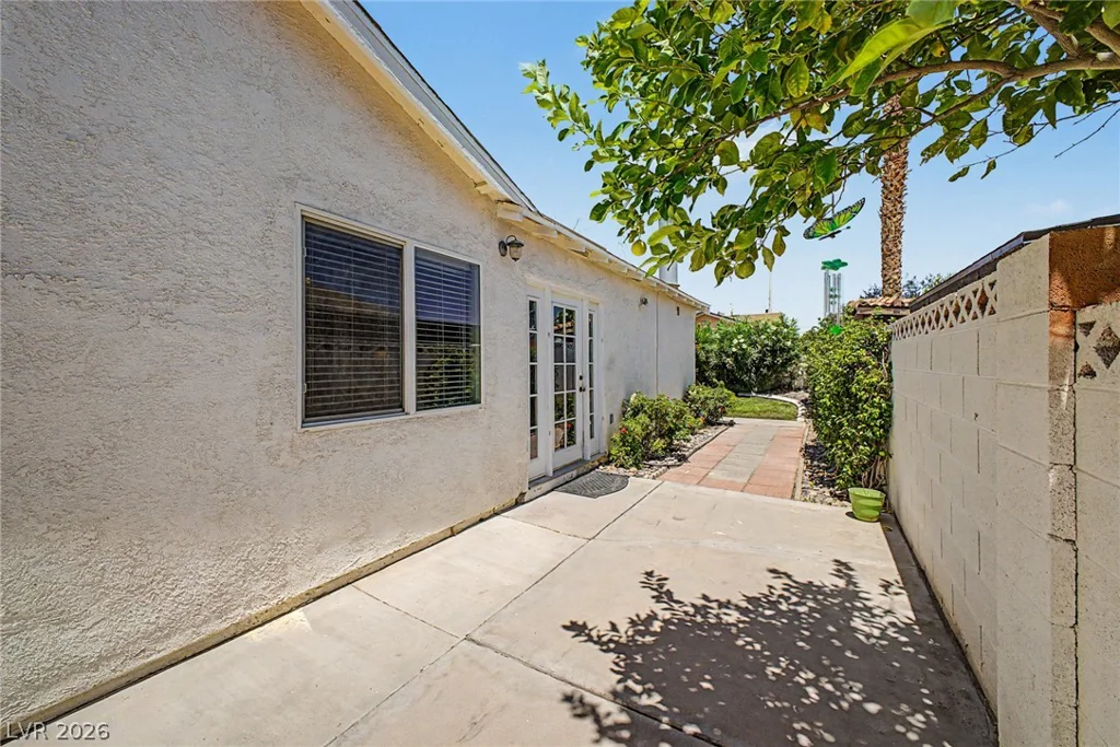 7310 Pleasant View, Las Vegas, NV 89147