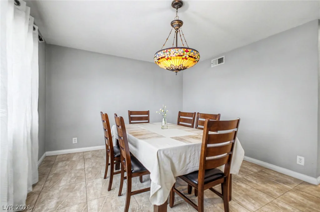 7310 Pleasant View, Las Vegas, NV 89147